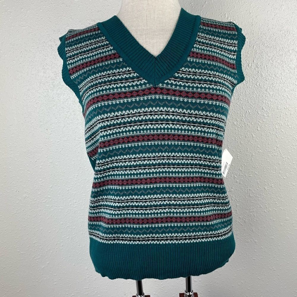 NWT JW Styles Sleeveless V-Neck Sweater Size M